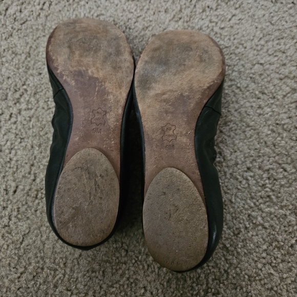 Tory Burch Women's Size 9 Black Flats - Picture 6 of 6